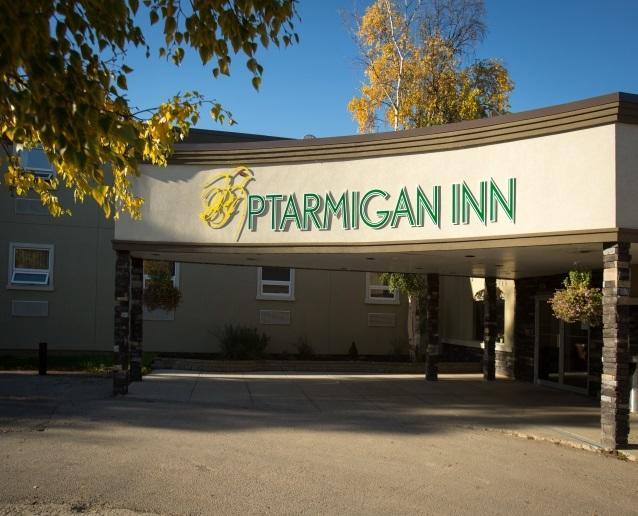 Ptarmigan Inn Hay River Exteriér fotografie
